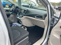 Demo. Loaded with power sliding door, power liftgate, push start, remote start, heated seats, full s... (image 8)