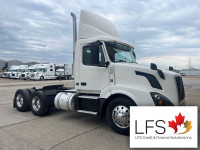 We Finance All Types of Credit - 2018 Volvo VNL64T-DAYCAB Fleet 