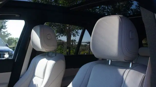 2025 Mercedes-Benz GLE GLE 350 4MATIC SUV dans Autos et camions dans Ville d’Edmonton - Image 18