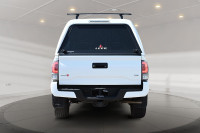 model trd sport, transmission automatique, regulateur de vitesse, sieges chauffant, 4 x 4, control a... (image 5)