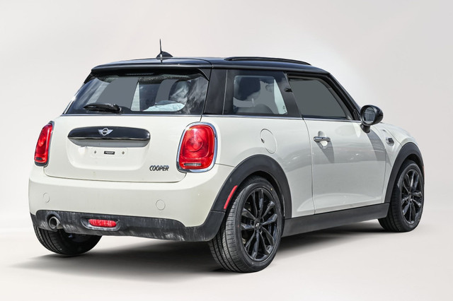 2016 MINI Cooper Hardtop 2 doors | Pneus d'été neufs !!! | Toit  in Cars & Trucks in City of Montréal - Image 4
