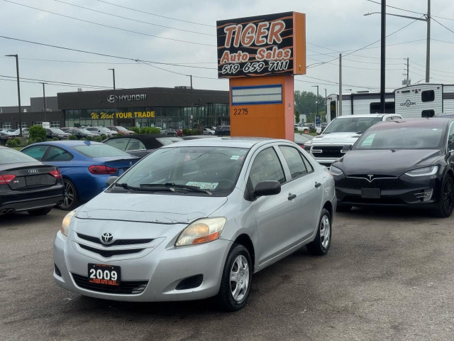 2009 Toyota Yaris SEDAN, MANUAL, RELIABLE, 190KMS, CERTIFIED in Cars & Trucks in London