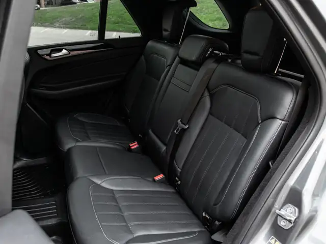 2018 Mercedes-Benz GLE-Class 400|AMG|NAV|PANOROOF|B.SPOT|HEATED  dans Autos et camions dans Ville de Toronto - Image 12
