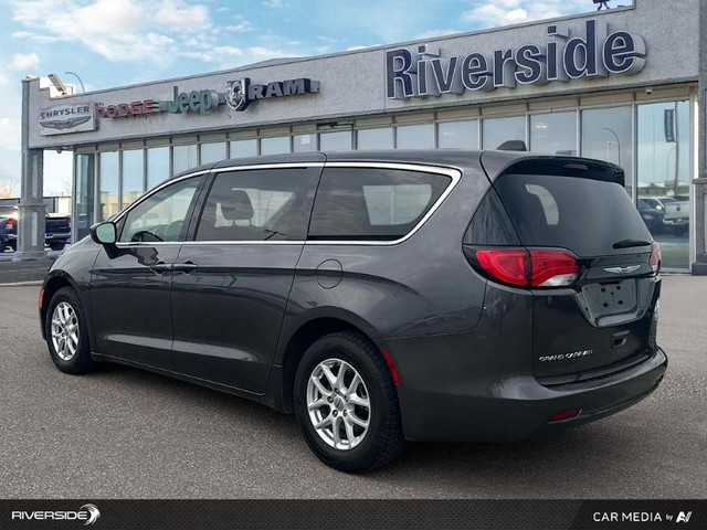 2021 CHRYSLER Grand Caravan SXT in Cars & Trucks in Prince Albert - Image 4