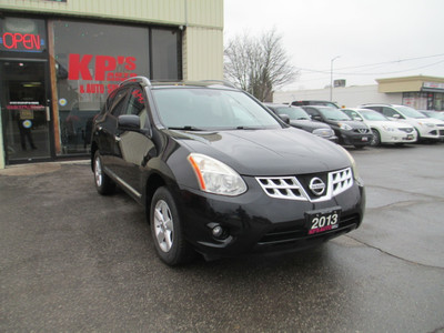 2013 Nissan Rogue S ALL WHEEL DRIVE ONLY 98,000KMS!!!!!!!