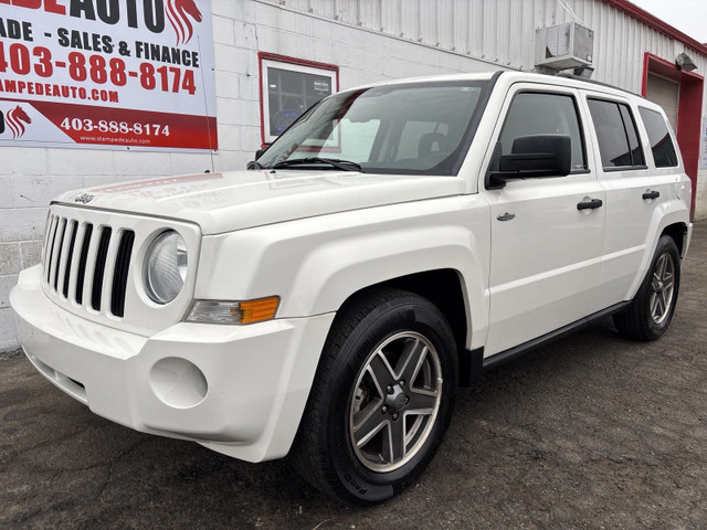 2009 Jeep Patriot LOW KMS TRUE NORTH EDITION | 4WD | HEATED SEAT in Cars & Trucks in Calgary - Image 2