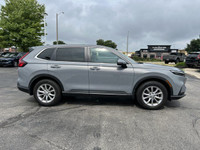 Experience the refined comfort and confident handling of this 2023 Honda CR-V EX-L, boasting a low m... (image 3)