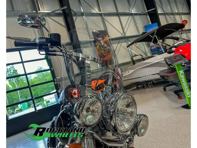 2011 Harley-Davidson SOFTAIL in Street, Cruisers & Choppers in Ottawa - Image 9