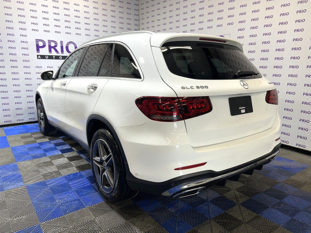 2020 Mercedes-Benz GLC in Cars & Trucks in Ottawa - Image 3