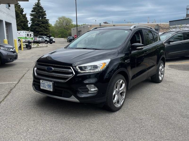 2017 FORD ESCAPE TITANIUM | 4WD | FULLY LOADED in Cars & Trucks in Barrie