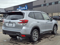 Look at this certified 2019 Subaru Forester Convenience | Cruise | Heated Seats | CarPlay + Android... (image 5)