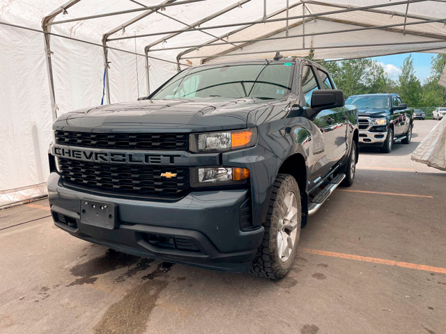 2020 Chevrolet Silverado 1500 CUSTOM CREW 4X4 V8 *GR REMORQ* CAR in Cars & Trucks in Laurentides