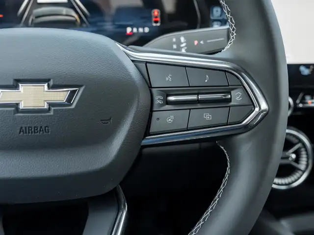 2025 Chevrolet Blazer EV LT- HD Surround Vision | Panoramic Sunr in Cars & Trucks in Markham / York Region - Image 12