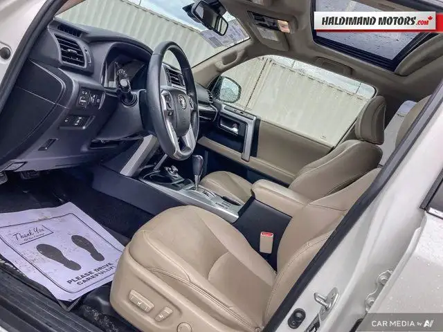 2020 Toyota 4Runner LIMITED in Cars & Trucks in Hamilton - Image 17