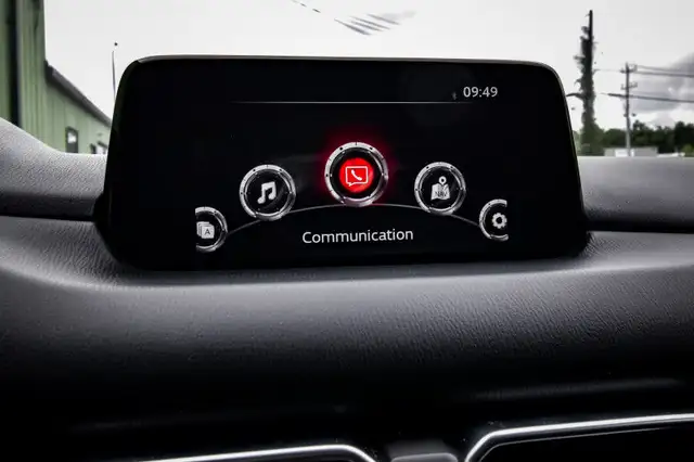 2019 Mazda CX-5 GX • HEATED SEATS • CP/AA • ACTIVE BRAKE ASSIST in Cars & Trucks in Ottawa - Image 21