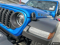 This Jeep Wrangler 4xe boasts a Intercooled Turbo Gas/Electric I-4 2.0 L/122 engine powering this Au... (image 8)