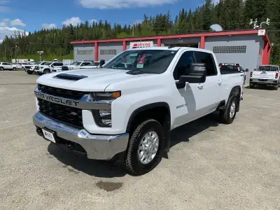 Silverado 3500HD 4WD Crew Cab 159" LT, 18" Aluminum Wheels, 6.6L V8 Turbo Diesel Engine, 10-Speed Au...