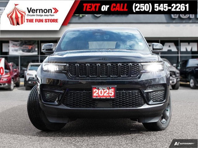 2025 Jeep Grand Cherokee Altitude - Sunroof in Cars & Trucks in Vernon - Image 2