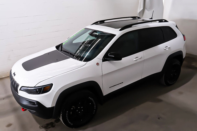 2022 Jeep Cherokee TRAILHAWK ELITE + 4X4 + TOIT PANO SIEGES CHAU in Cars & Trucks in Laval / North Shore - Image 3