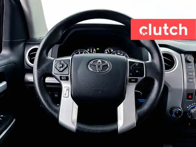 2017 Toyota Tundra SR5 Plus Double Cab 6 1/2 ft 4x4 w/ Nav, Heat in Cars & Trucks in Ottawa - Image 20