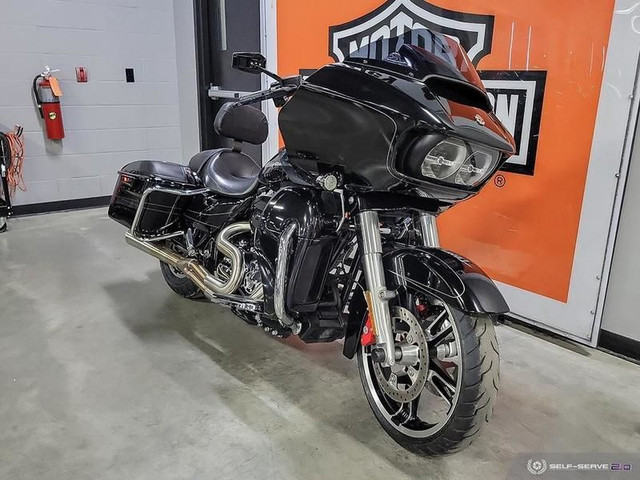 2015 Harley-Davidson FLTRXS - Road Glide Special in Street, Cruisers & Choppers in Calgary - Image 2