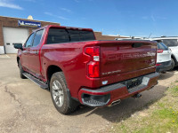 Leather Seats! Offering unprecedented power, efficiency and technology, this Chevy Silverado 1500 is... (image 4)