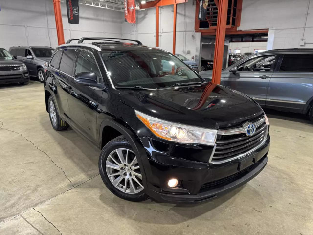 2015 TOYOTA Highlander Hybrid XLE in Cars & Trucks in City of Montréal - Image 4