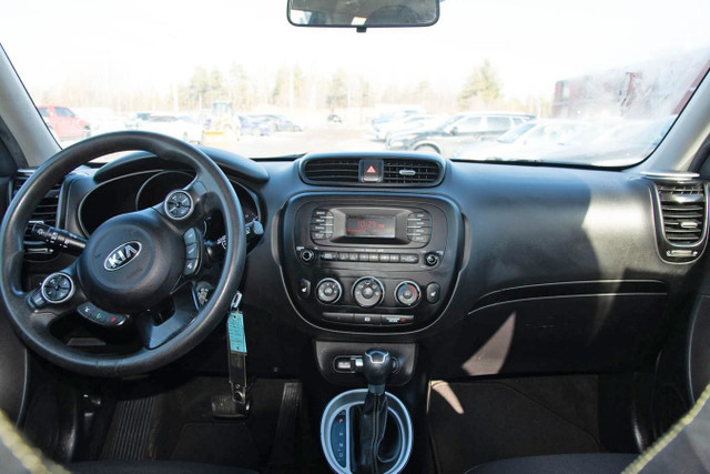 2015 KIA SOUL PLUS in Cars & Trucks in Oshawa / Durham Region - Image 4