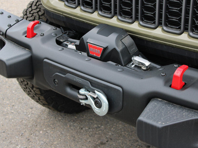 2025 Jeep Wrangler Rubicon 4x4, Winch, Steel Bumpers, Nappa in Cars & Trucks in Calgary - Image 3