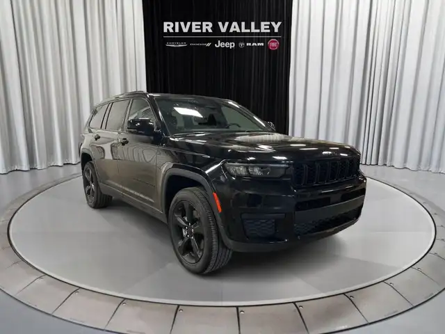 2024 Jeep Grand Cherokee L in Cars & Trucks in Strathcona County - Image 2