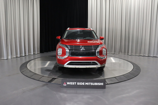 2024 Mitsubishi Outlander SE in Cars & Trucks in Edmonton - Image 2