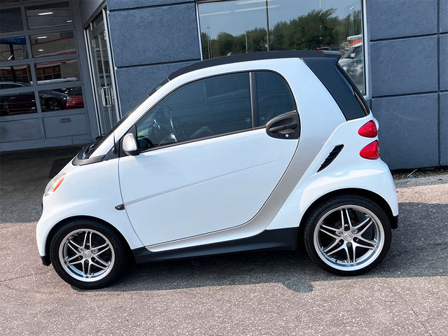 2014 smart Fortwo BRABUS WHEELS|LEATHER|BLUETOOTH in Cars & Trucks in City of Toronto - Image 4