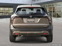 This Nissan Kicks delivers a Regular Unleaded I-4 2.0 L/122 engine powering this Variable transmissi... (image 4)