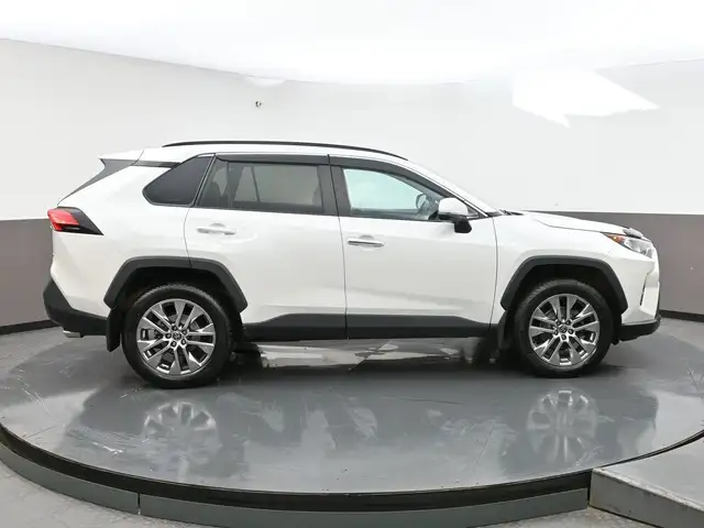 2021 Toyota RAV4 LIMITED in Cars & Trucks in City of Halifax - Image 33