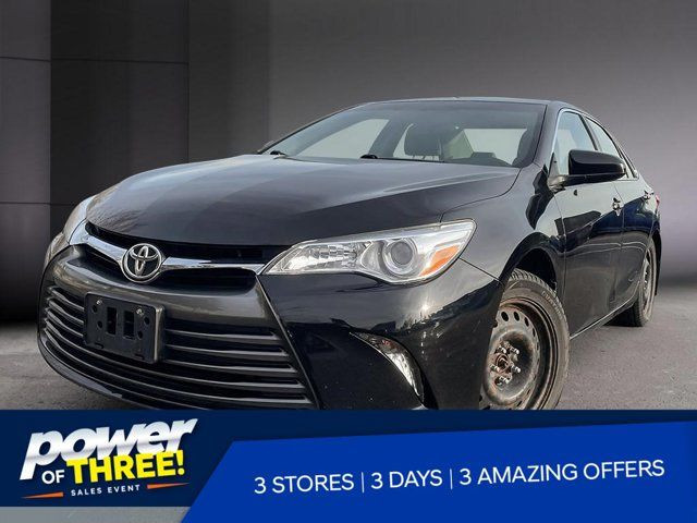 2017 Toyota Camry LE | Certified | Leather | Touch Screen in Cars & Trucks in Cambridge