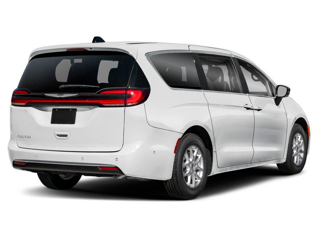 2025 Chrysler Pacifica in Cars & Trucks in Edmonton - Image 3