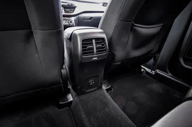 2022 Ford Escape SE Hybrid • HEATED SEATS • SPORT APPEARANCE PKG in Cars & Trucks in Kingston - Image 33