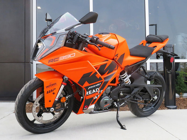 2023 KTM RC 390 in Street, Cruisers & Choppers in Cambridge - Image 2