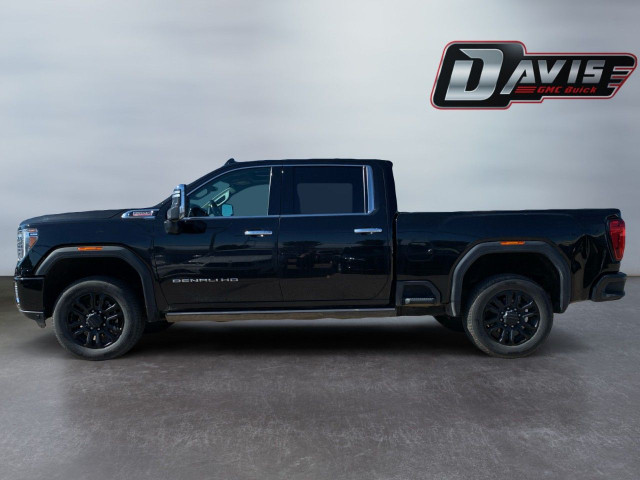 2022 GMC Sierra 3500HD in Cars & Trucks in Medicine Hat - Image 2
