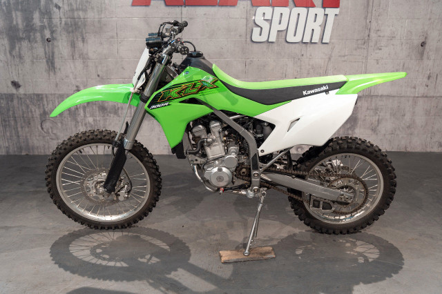 2020 Kawasaki KLX300R in Sport Bikes in Ottawa - Image 3