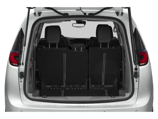 2023 Chrysler Pacifica in Cars & Trucks in Winnipeg - Image 20