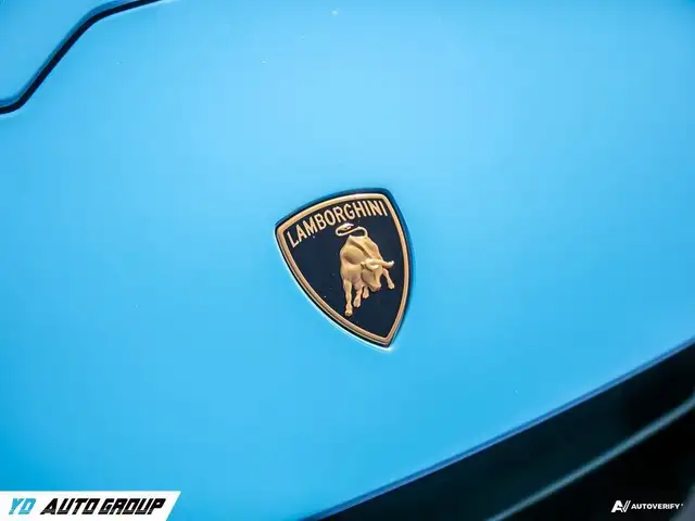 2023 Lamborghini Huracan Lamborghini Huracan Tecnica l Clean Car dans Autos et camions dans Région de Markham/York - Image 11