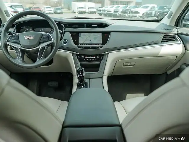 2021 Cadillac XT5 AWD Premium Luxury | Sunroof | Lane Keep in Cars & Trucks in Windsor Region - Image 29