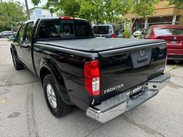 2017 Nissan Frontier SV CREWCAB - 4X4 in Cars & Trucks in City of Toronto - Image 3