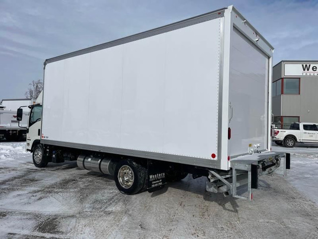 2024 Isuzu NRR 20' Van Body in Heavy Trucks in St. Albert - Image 4