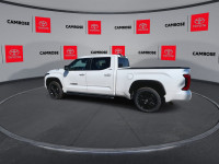 Cooled Seats, Blind Spot Detection, Synthetic Leather Seats, Heated Steering Wheel, Navigation! Hell... (image 5)