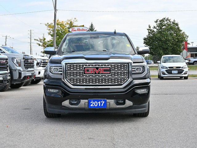 2017 GMC Sierra 1500 Denali Ultimate Crew Cab 4x4 ~6.2L V8 ~Nav  in Cars & Trucks in Barrie - Image 3