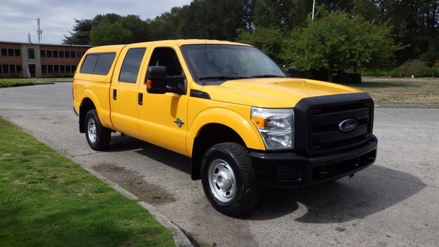 2012 Ford F-250 XL Crew Cab Short Box Diesel 4WD with Canopy in Cars & Trucks in Richmond