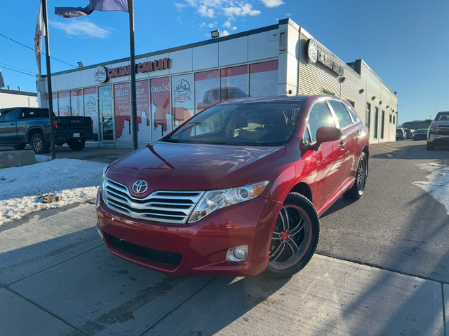 2010 Toyota Venza 4X4 3.5L AWD in Cars & Trucks in Calgary