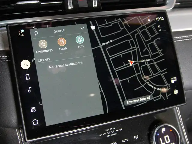 2021 Jaguar F-Pace P400 | R-DYNAMIC S | BLACK PKG | 22 IN WHEELS in Cars & Trucks in Mississauga / Peel Region - Image 29
